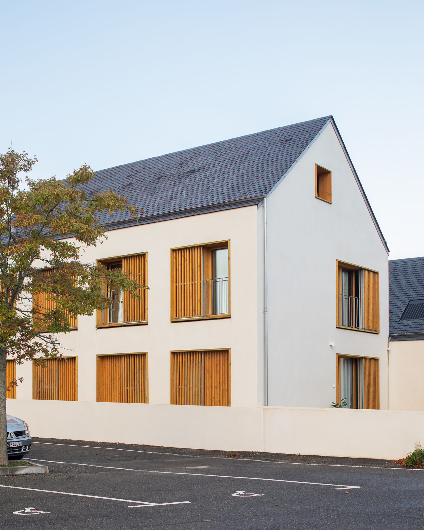 AGA mais sante LOCMARIAQUER BD 13