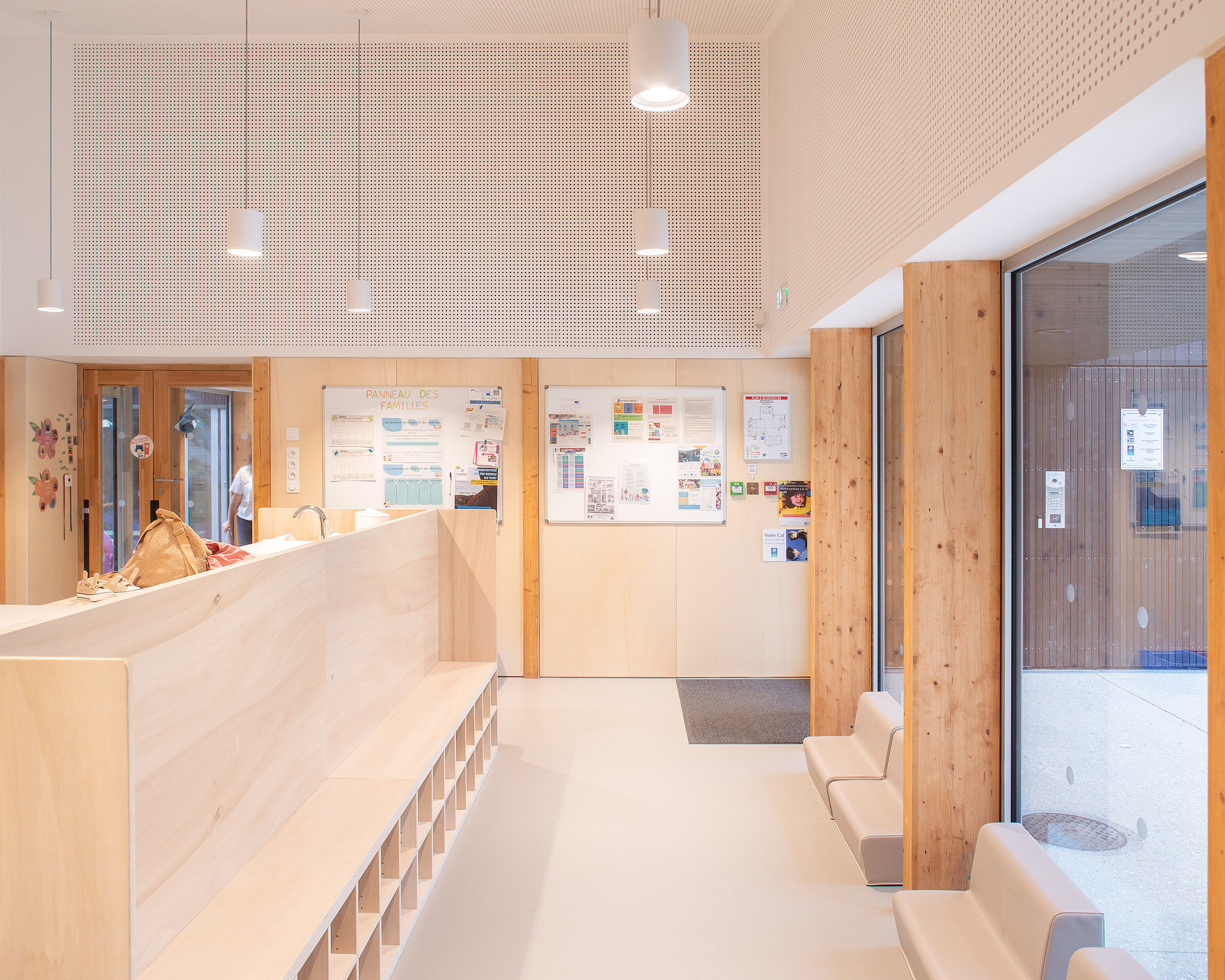 AGA maison enfance SURZUR BD 23