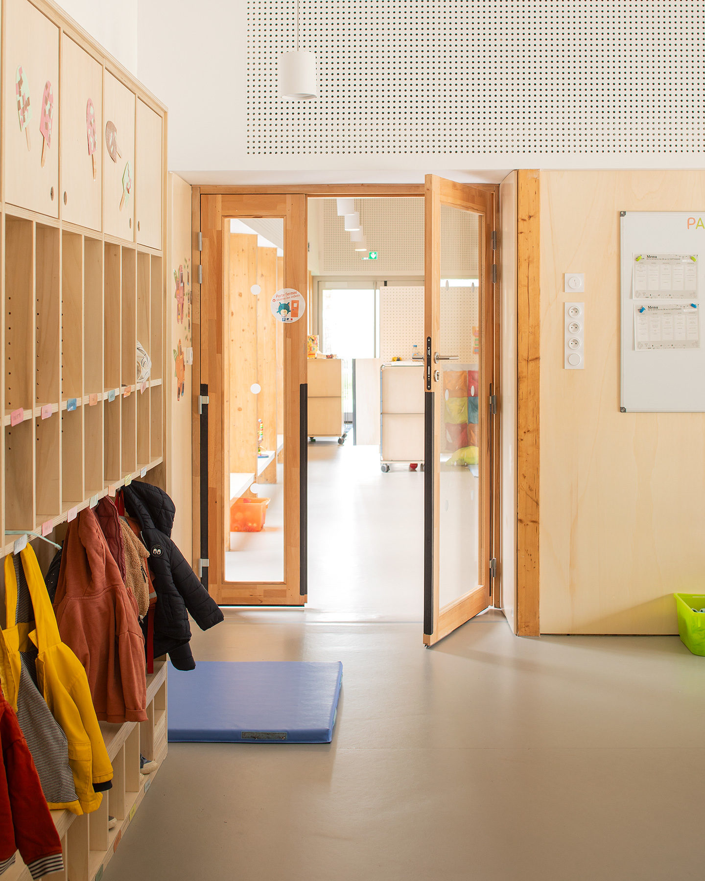 AGA maison enfance SURZUR BD 49