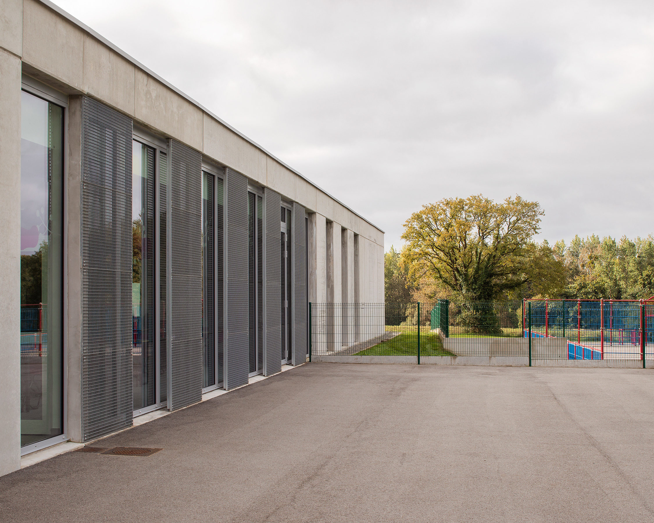 AGA resto scolaire TREFFLEAN BD 13